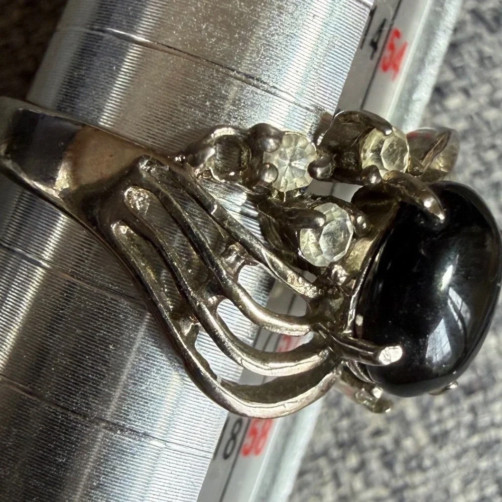 Vintage 14Kt ge silver tone Black cabochon Bypass Ring‎ Size 7.5 Flaws